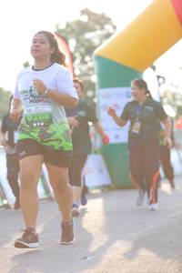 BIB: 
                            <button type="button" onclick="openModal(3647570)" class="btn btn-primary btn-sm float-right btn-popup" data-toggle="modal" data-target=".modal-high-quality">
                        <i class="fas fa-shopping-cart"></i> Add to Cart
                    </button>
                                            <button type="button" onclick="isThisMe(3647570, true)" class="btn btn-success btn-sm float-right btn-popup btn-isme hidden" data-toggle="tooltip" data-placement="bottom" title="นี่คือรูปของคุณใช่ไหม คลิกที่นี่เพื่อเอาเข้าอัลบั้ม">
                        <i class="fas fa-plus"></i> Add to album
                    </button>
                    <button type="button" onclick="isThisMe(3647570, false)" class="btn btn-warning btn-sm float-right btn-popup btn-isnotme hidden">
                        <i class="fas fa-ban"></i> Remove from album
                    </button>